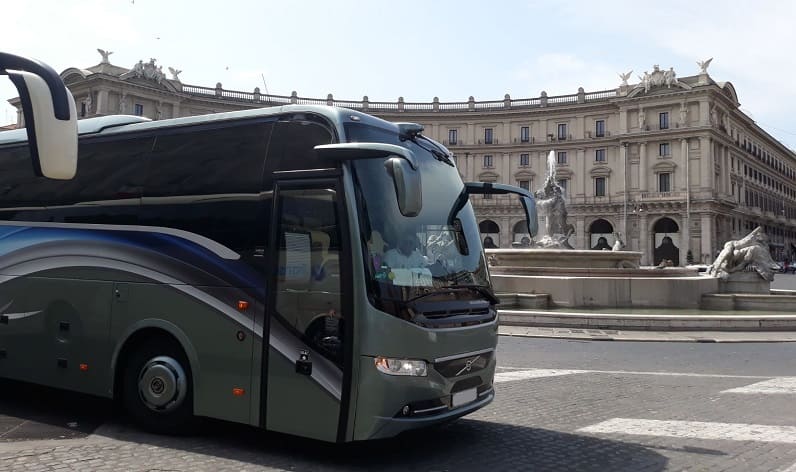 Hungary: Bus rental in Heves in Heves and Europe